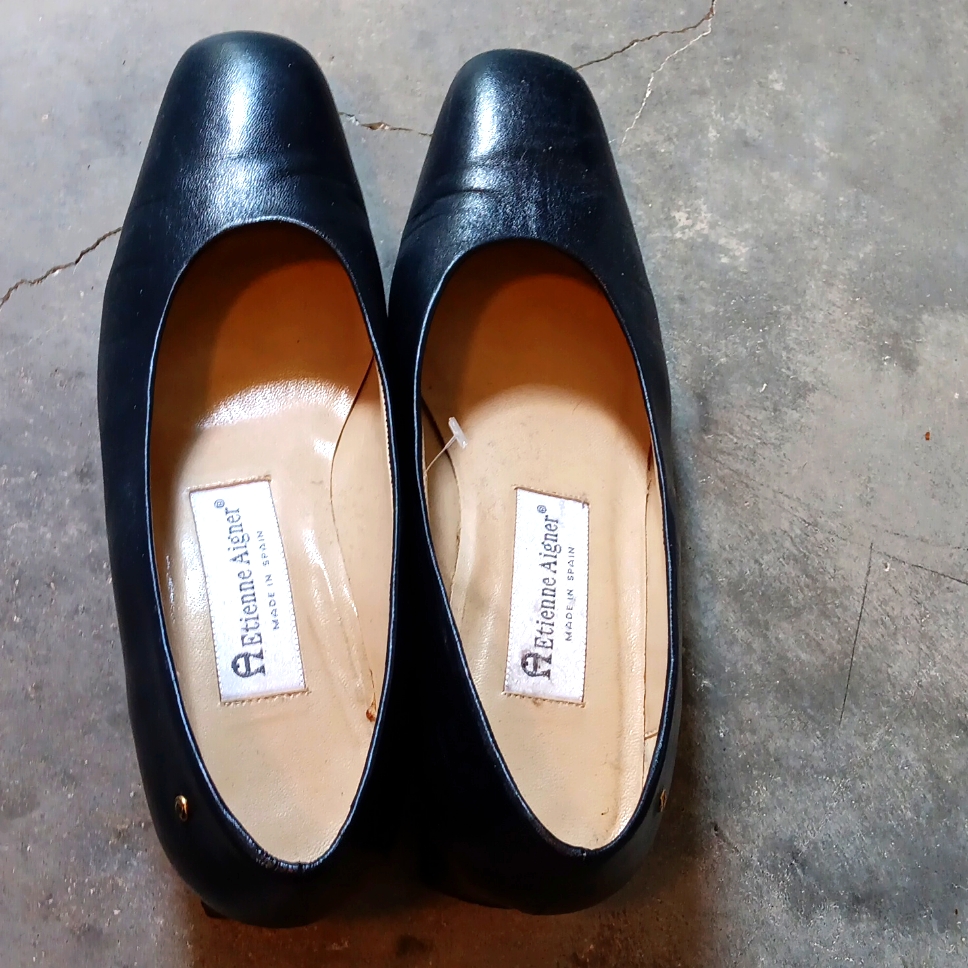 Heels Navy 7.5